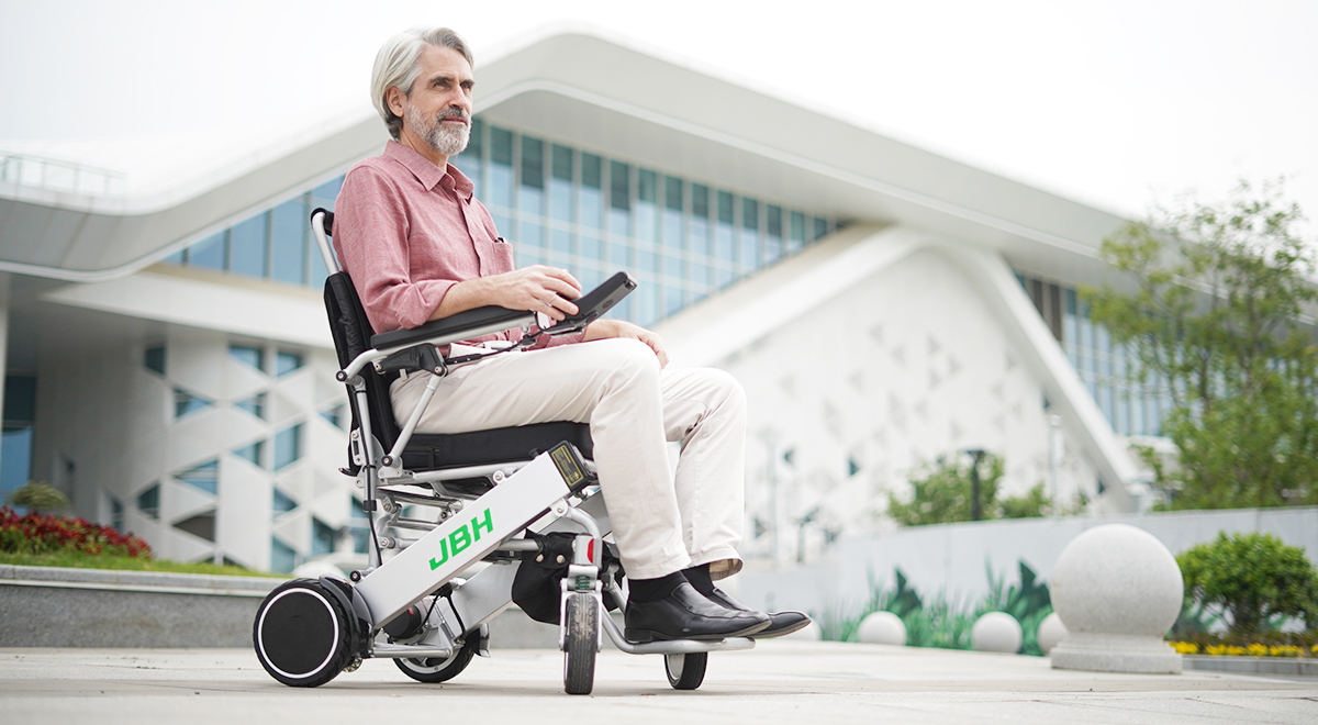 JBH Silla de ruedas el&eacute;ctrica D03