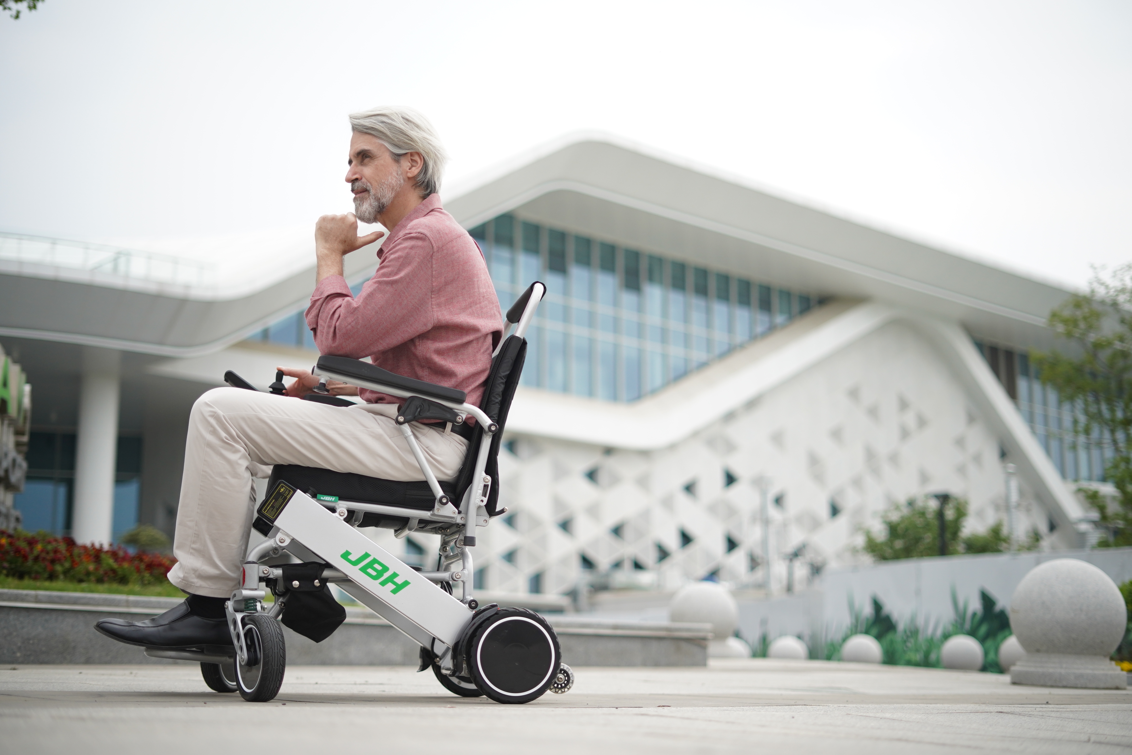 &iquest;C&oacute;mo ser&aacute; la silla de ruedas el&eacute;ctrica en los pr&oacute;ximos 50 a&ntilde;os?