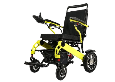 ¿Cuántas baterías tiene una silla de ruedas eléctrica?