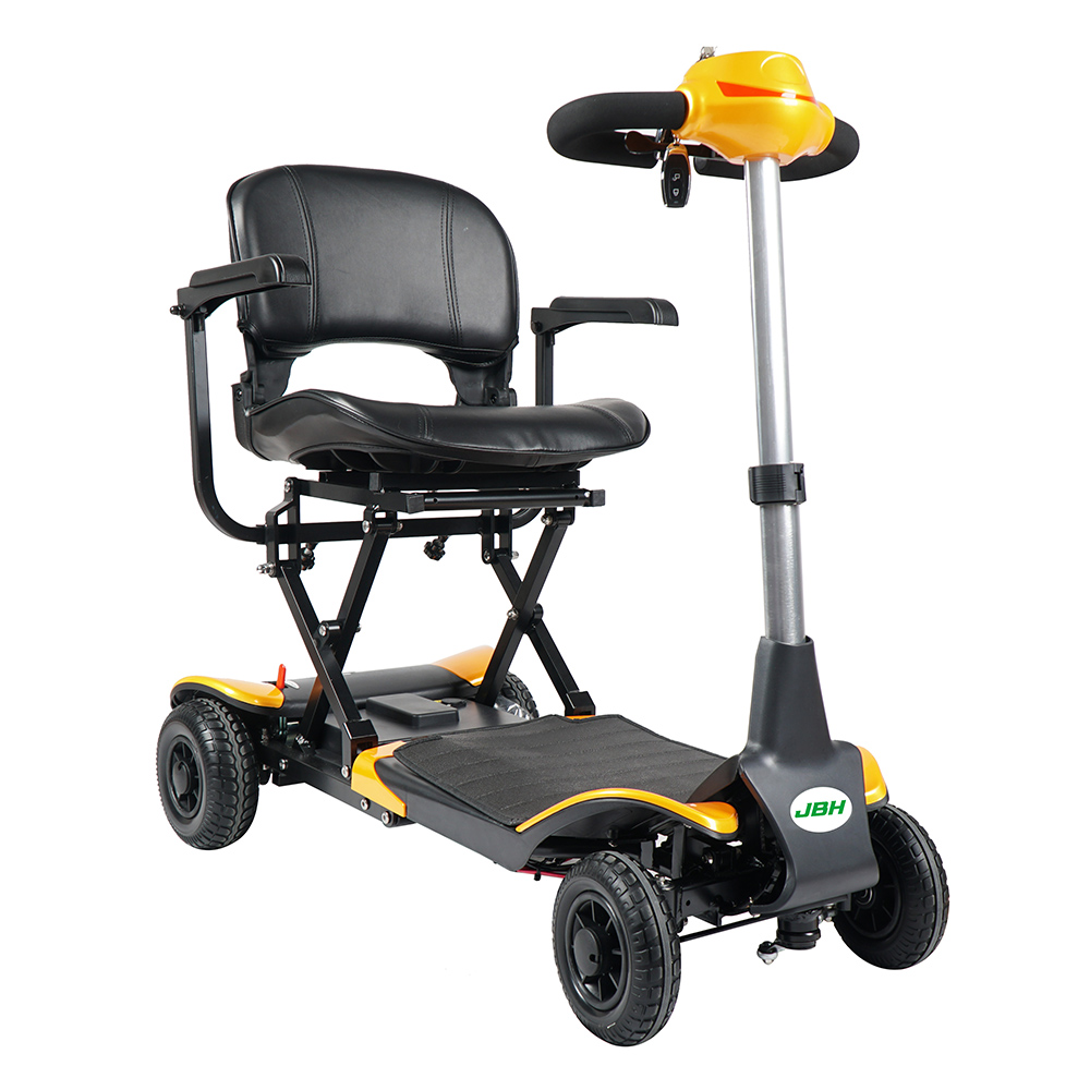 Evaluaci&oacute;n de scooter de movilidad plegable autom&aacute;tico.